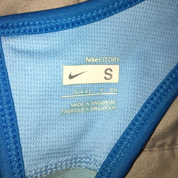 Nike FIT DRY Top - Picture 3 of 4